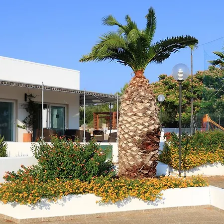 Miramare Aparthotel 2*