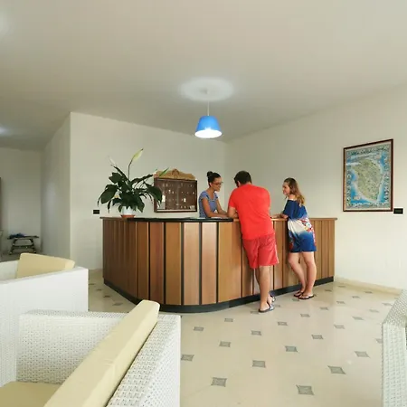 Miramare Aparthotel Torre Vado