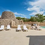 Ξενοδοχείο με διαμερίσματα Miramare 3*