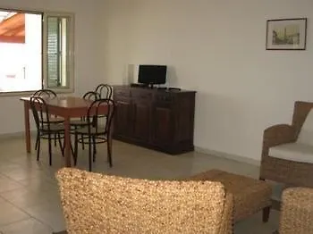 Miramare Hotel apartamentowy Torre Vado